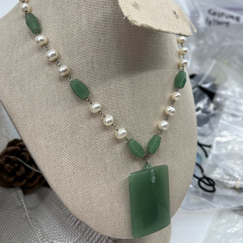 Vintage Green Jade Nephrite & Pearl Sterling Silver Necklace 925 Estate 16" - Picture 6 of 17
